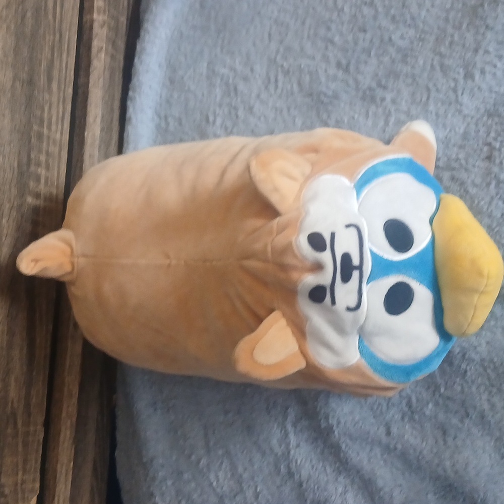 Plush - Picture 2 of 5